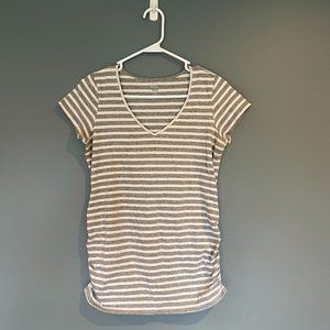 Old Navy Maternity Short Sleeve Tee-Shirt Gray Stripe Size Small